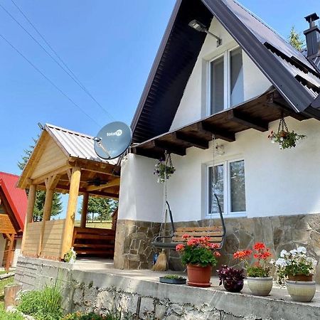 Vikendica Amra I Indir Villa ทราฟนิค ภายนอก รูปภาพ