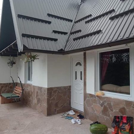 Vikendica Amra I Indir Villa ทราฟนิค ภายนอก รูปภาพ