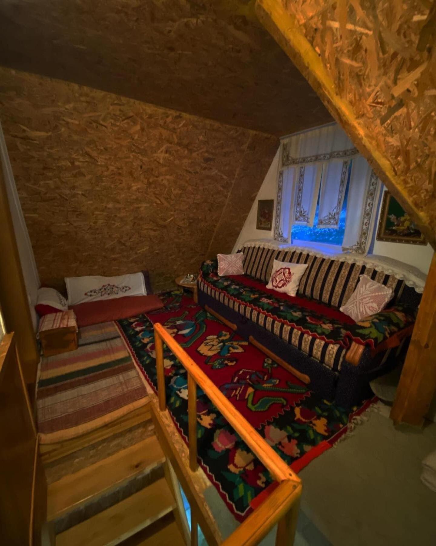 Vikendica Amra I Indir Villa ทราฟนิค ภายนอก รูปภาพ